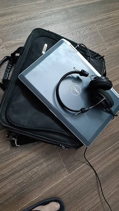 Dell e6430 with Bag and headphone