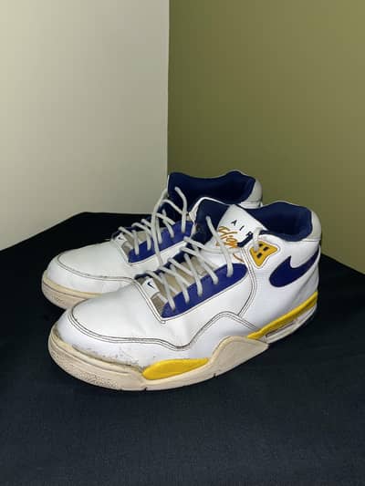 Nike Flight Legacy Sneakers