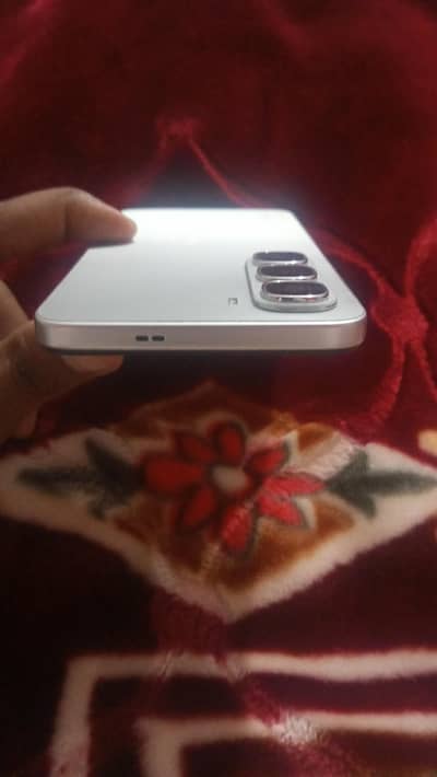 Hot 60i 6/128Gb only mobile urgent sell