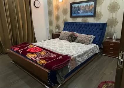 Two bedroom phr day short Time apartment available bahria twon