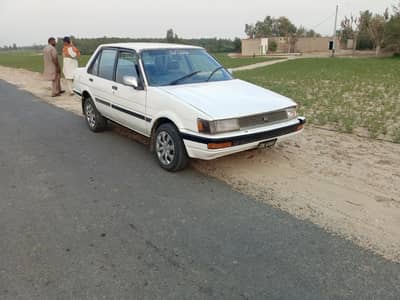 Toyota Corolla 1986 model 03417975652