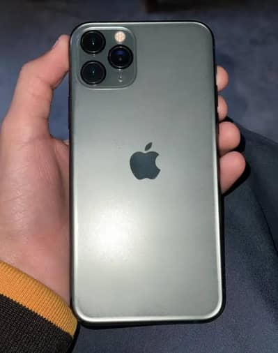 iPhone 11 pro condition 10 by 10