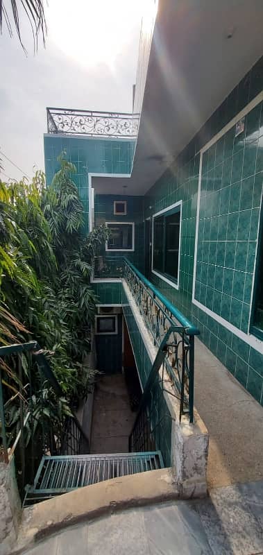 10 Marla Triple Stories House For Sale With Gas