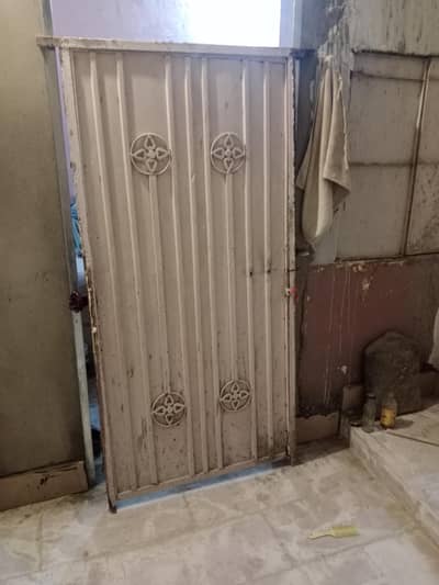 heavyweight iron door 25 kg or more