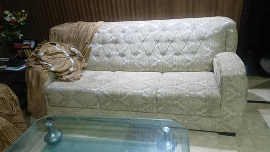6 Seater sofa set. condition 10/10