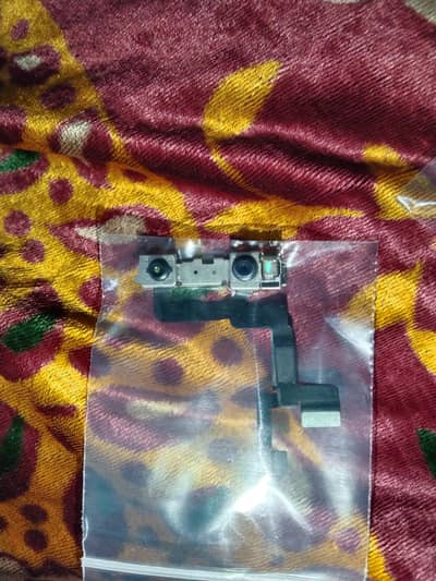 iphone 11 camera front or back urgent sale
