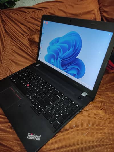 Lenovo Corei3 6thGen Slim series 8/128SSd 6hour+batry