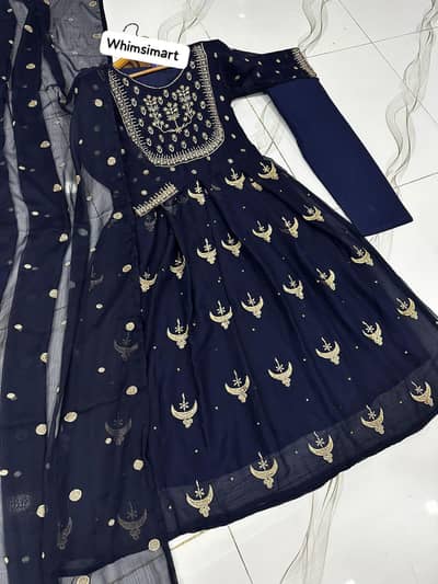 jisny b order book krwana h nichy nmbr diya gya h Whatsapp ka msg krdy