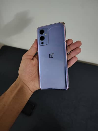 OnePlus 9 5G