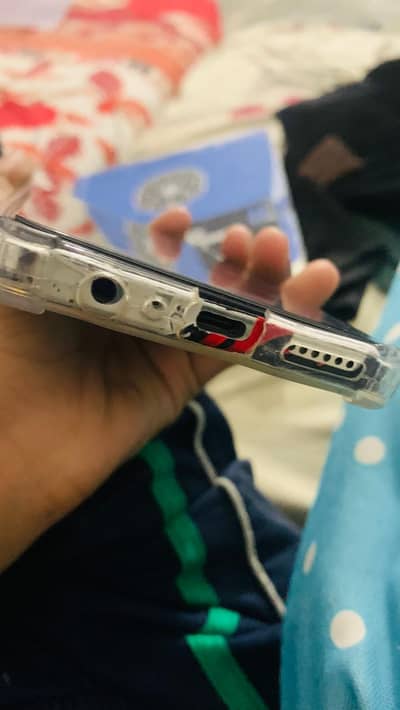 Techno camon 20 (16/256)