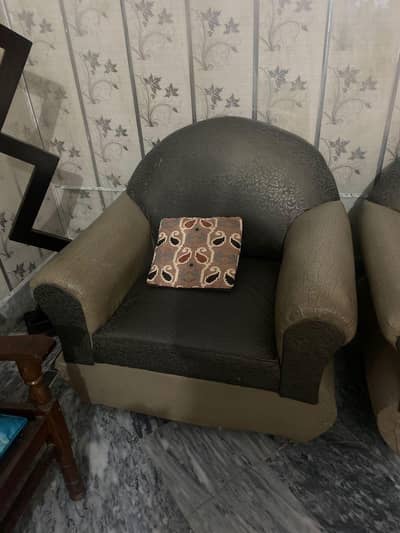 6 seater sofa set with cushions