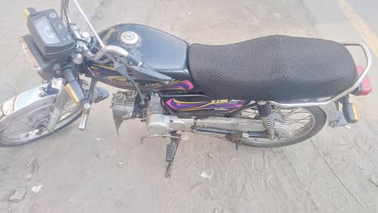 bht achi halt main hai whatsap py rabta kren 03039941402