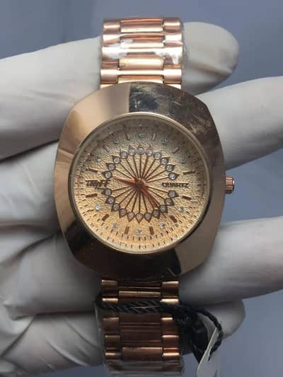 Men skin friendly strap watch ⌚