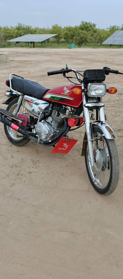 125 self satart good condition leme nation hoe hay