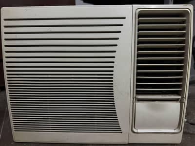 Gree 110 Window AC Perfect Working