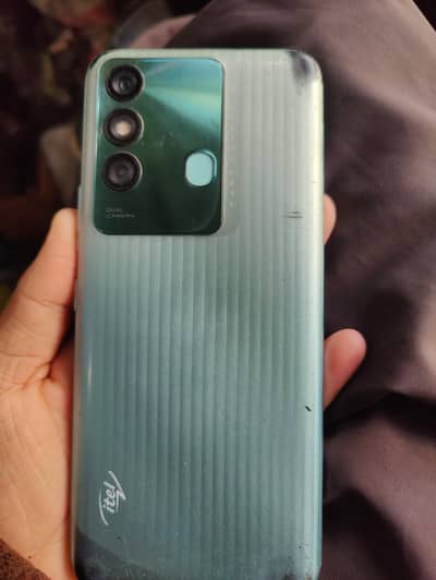 4ram 64bg 6000battery phone condition 10.5