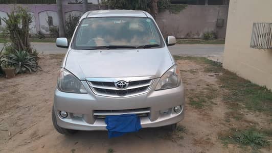 Toyota alvanza new tayer excellent condition both AC working