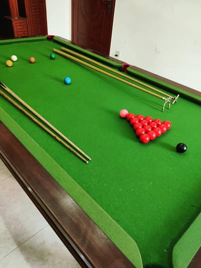 Snooker Table