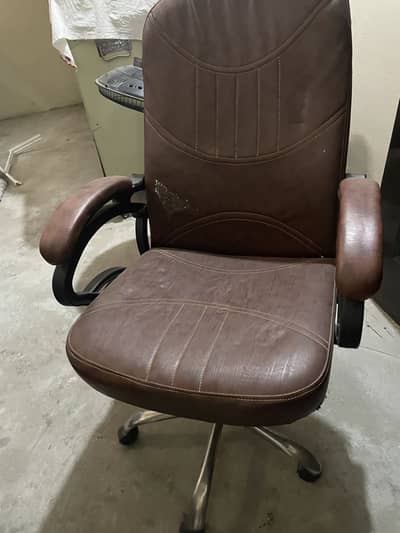 Office Revolving Chair