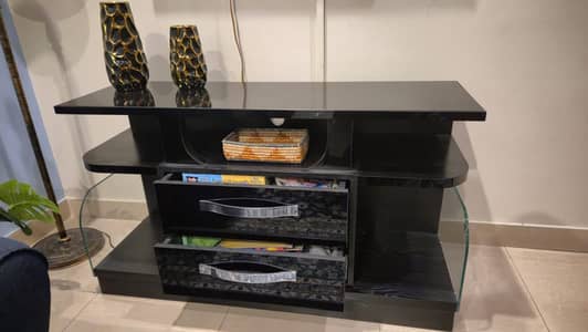 LED console / Media Console