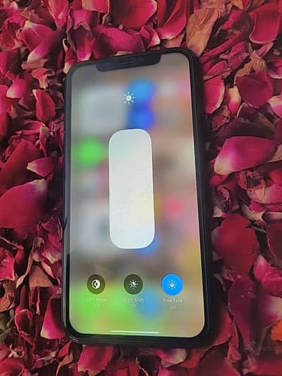 iPhone XR Non pta Sim Working 91 health waterpack 64gb