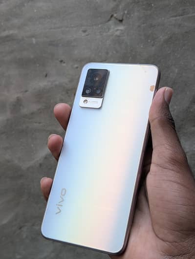 vivo v21