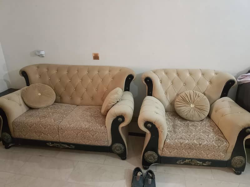 Sofa set 3+2+1 including table 1