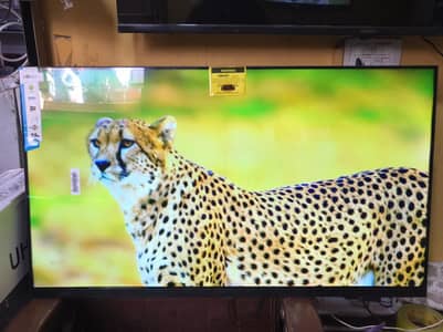 40 smart WiFi Frameless LED TV