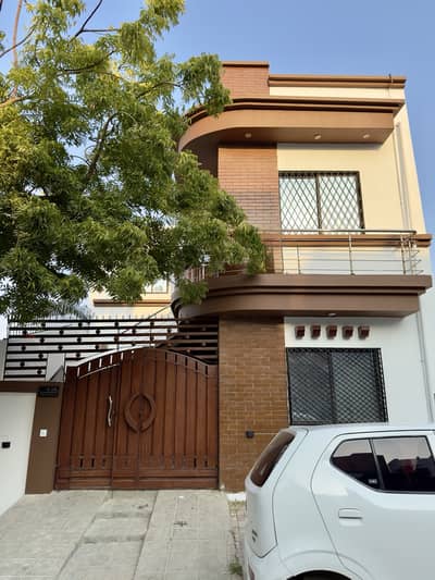 120 Sq Yd West Open Corner FOR SALE 40 Ft Road Saima Arabian Villas