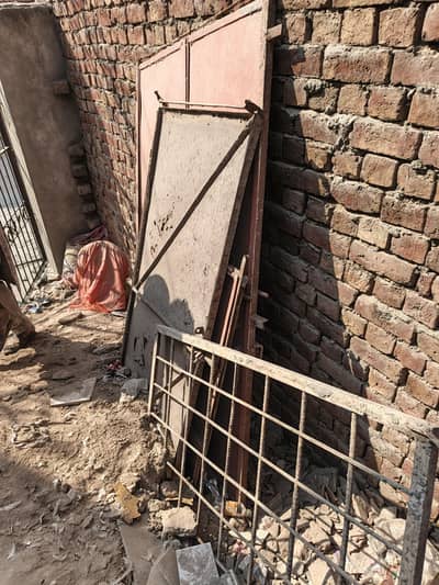 doors for sale old ha lakin condition thek ha