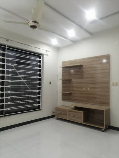 10 Marla House For Sale Dha Phase 1