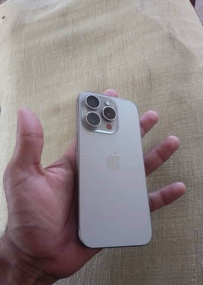 iPhone 15 Pro 256GB HK