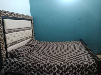 King Size GOOD Condition Mattress for Sale