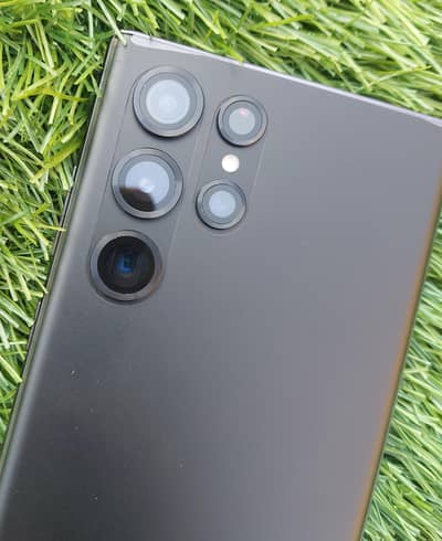 Samsung s22 ultra official PTA 12/256 10/10 Clear Display & Body