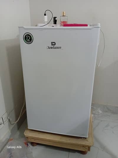 Dowlanc Mini refrigerator