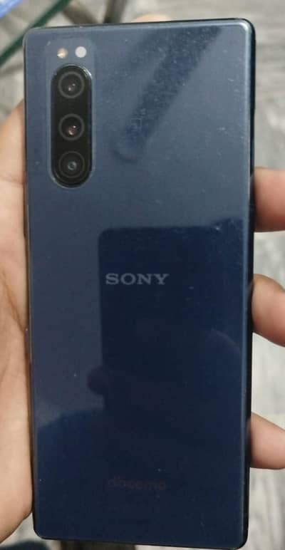Sony Xperia 5 6/64gb snapdragon 855 best gaming and camerap hone