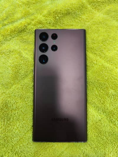 Samsung S22 Ultra 12/256 Snapdragon 90Fps