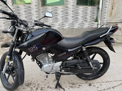 YAMAHA YBR 125G 2023