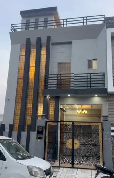 3.50 Marla House Double story fully furnished for sale in Faisal Block SA Garden