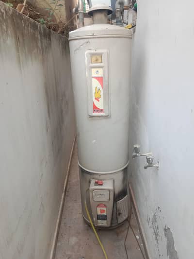 Gas Grser 35 Gallons working