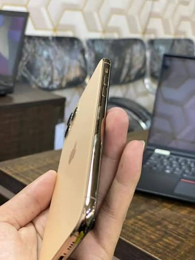 apple iPhone 11 pro Max 256 GB full box