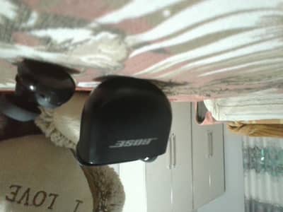 this earburds is very good quality