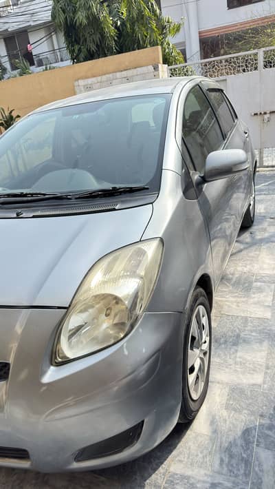 Toyota Vitz 2010 model