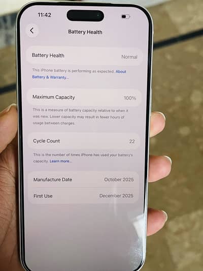 iPhone 17 pro max 256gb jv with complete Box