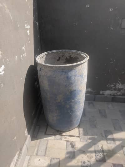 Large Plastic Drum / Water Storage Barrel, Full Size Drum, Blue Drum