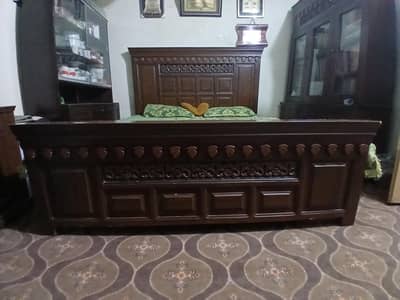 bed with 2 side tables