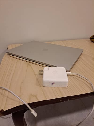 MacBook Pro 2019 16"