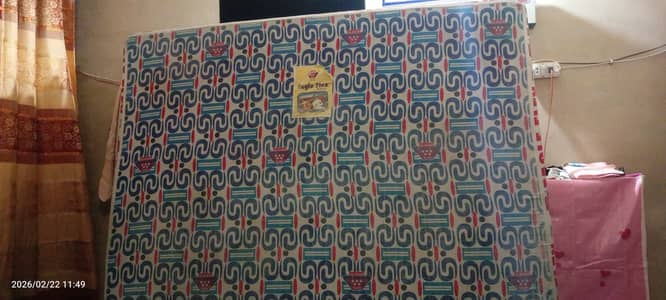 4years used mattress hai price 5 hazar