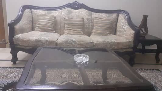 Get 5 seater sofa set in reasonable price