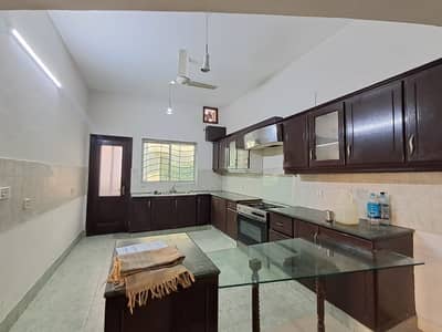 1 kanal House Available For Rent in E-11